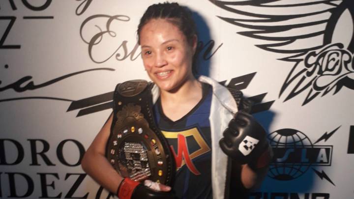 La mexicana Melissa Martínez hizo historia en Combate América