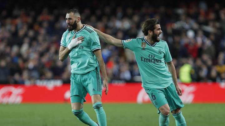 El delantero francés apareció en el tiempo de compensación y empató las acciones en el Mestalla; Carlos Soler marcó para el cuadro de casa...