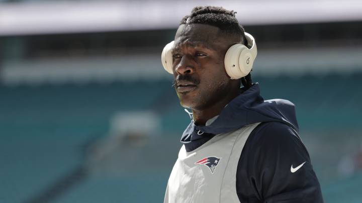 Antonio Brown entrena con Saints