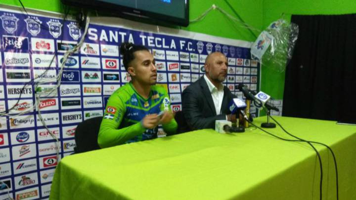 Marco Sánchez Yacuta iba a iniciar pretemporada, pero Santa Tecla le informó que ya no seguiría al mando del club de cara al próximo torneo.