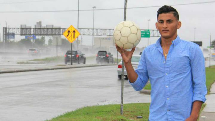 Fayron Barahona cambió el fútbol por asilo en Estados Unidos