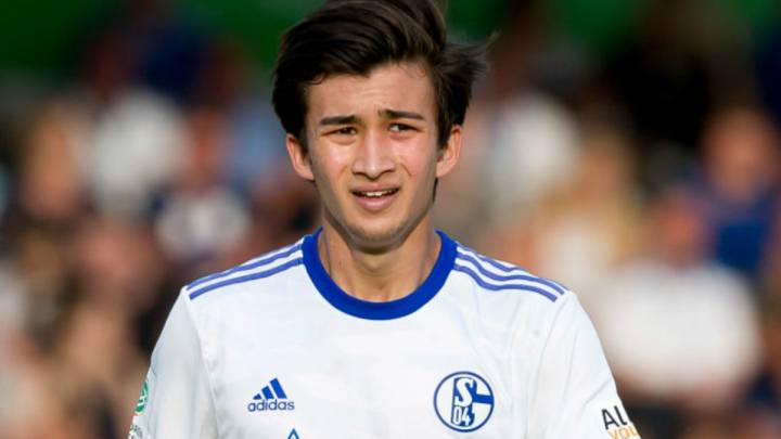 Nick Taitague se une a McKennie al primer equipo del Schalke 04