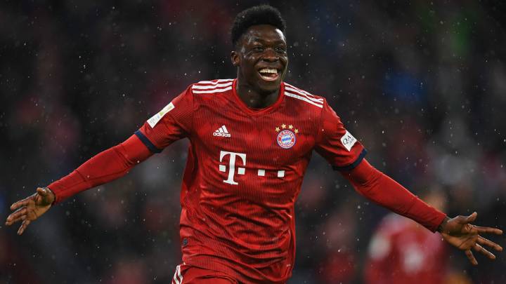 Alphonso Davies fue electo como jugador de diciembre