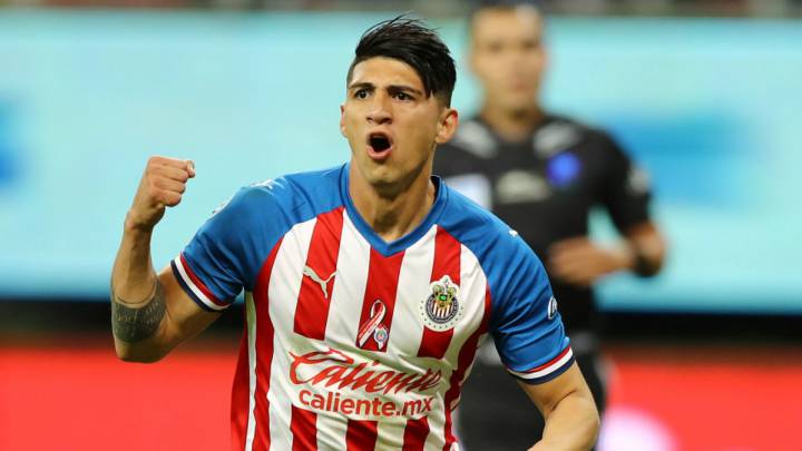 Alan Pulido viaja a Kansas: inicia su aventura en la MLS