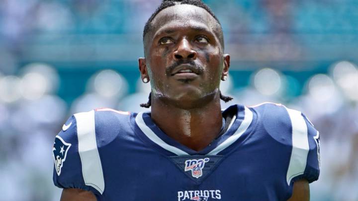 Antonio Brown arremete contra su ex-novia y lo transmite en vivo