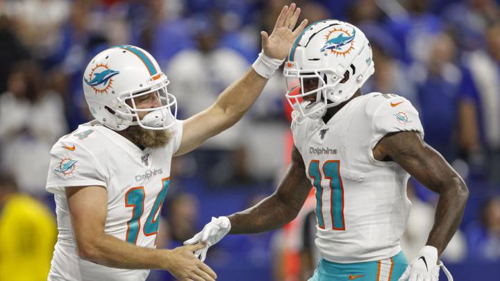 Ryan Fitzpatrick y Devante Parker