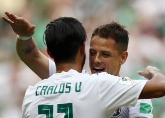 Bradley despreció a Chicharito y comparó a Vela con Messi