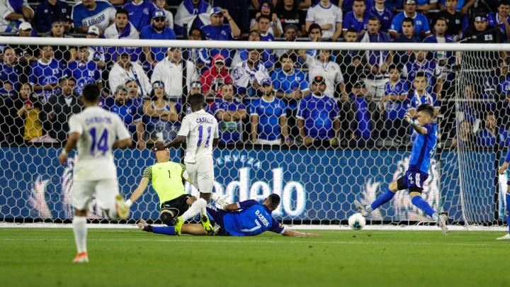 Banc of California, recuerdo triste para la selección de El Salvador