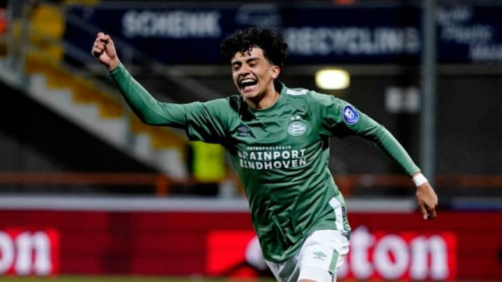 Richard Ledezma anota dos doblete en la derrota de PSV U-21