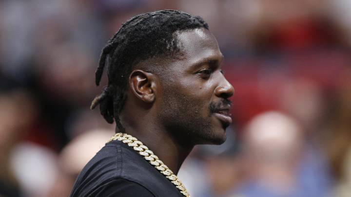 Antonio Brown con Raiders