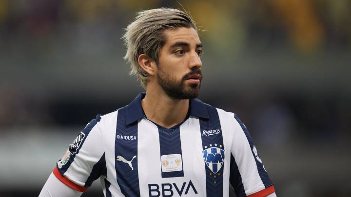 Rodolfo Pizarro con Monterrey