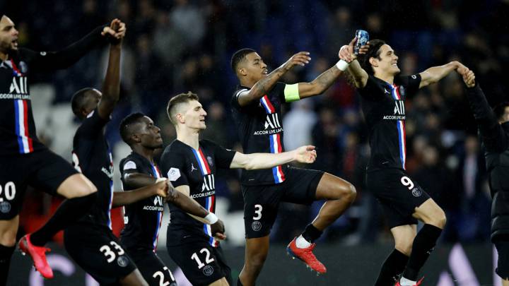 PSG no perdona y golea 5 - 0 a Montpellier con un hombre más