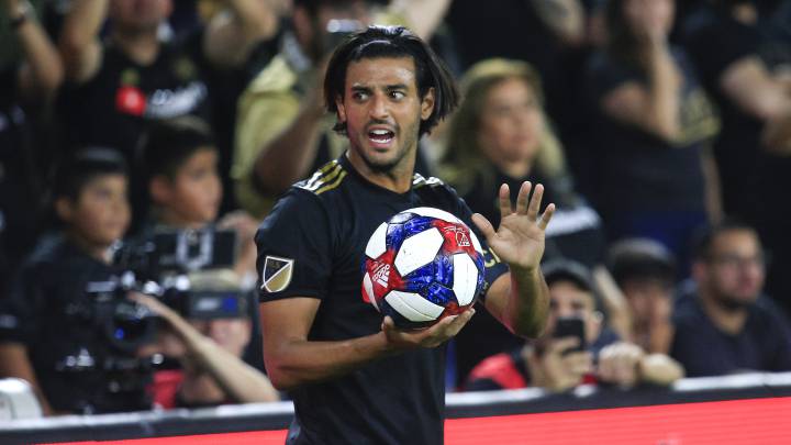 El exjugador y mundialista estadounidense aseguró que le gusta más el estilo de juego de Carlos Vela sobre el de Chicharito y éstas son sus razones.