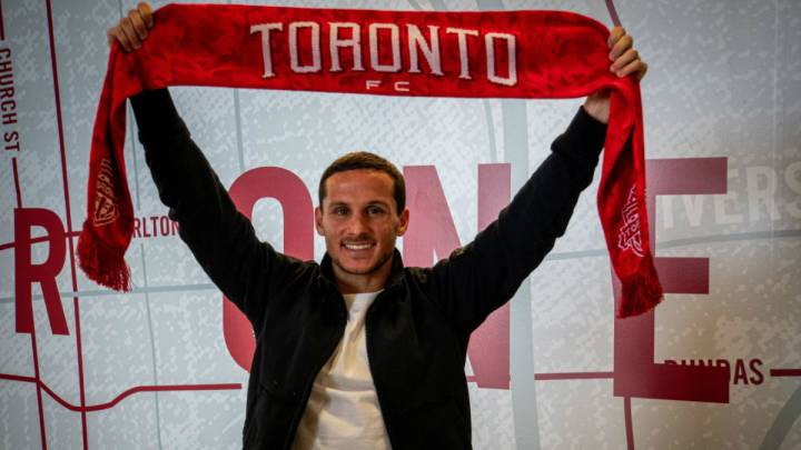 El atacante argentino puso fin a más de una década en el fútbol de España y regresa al Continente Americano para jugar en la Major League Soccer.