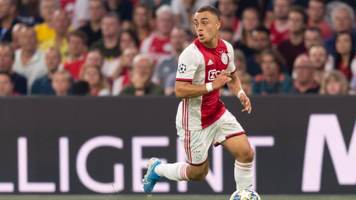 Bayern Munich dará 20 millones de euros por Sergino Dest