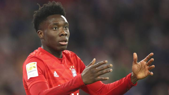 Alphonso Davies sufrió lesión en entrenamiento del Bayern