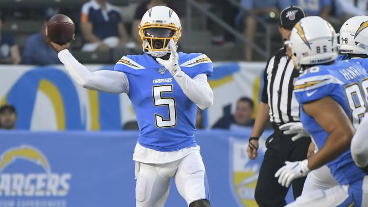 Tyrod Taylor con los Chargers