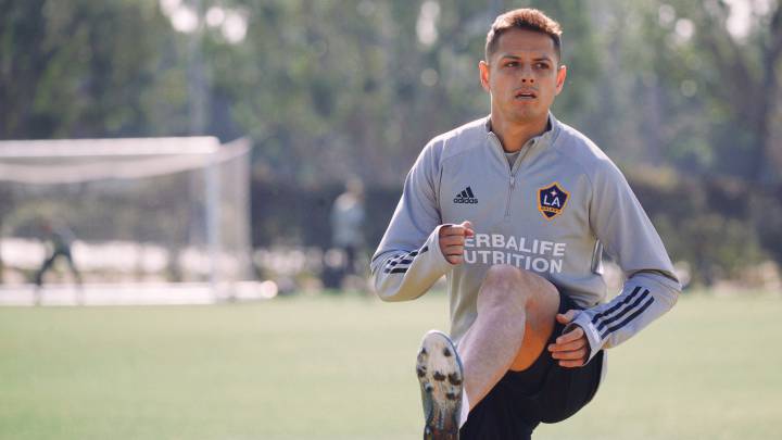 Chicharito debuta como titular en el amistoso de LA Galaxy