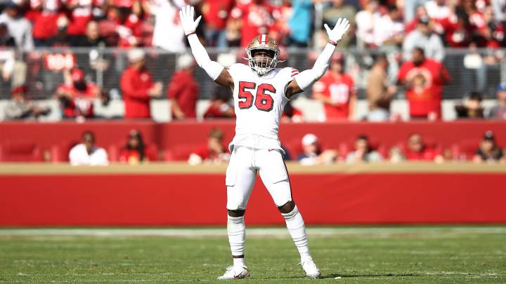 Kwon Alexander en partido de 49ers