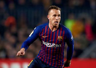 Arthur acompaña a Messi con el quinto gol ante el Eibar