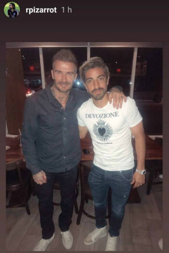Rodolfo Pizarro y David Beckham
