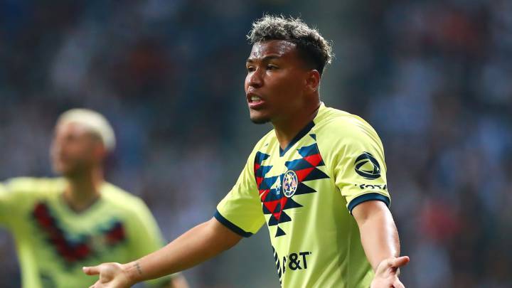 Roger Martínez pidió sueldo millonario para jugar en la MLS