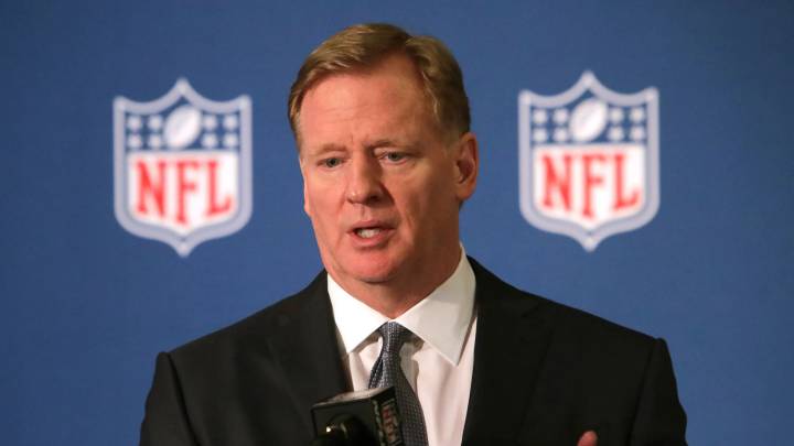 Roger Goodell en conferencia de prensa