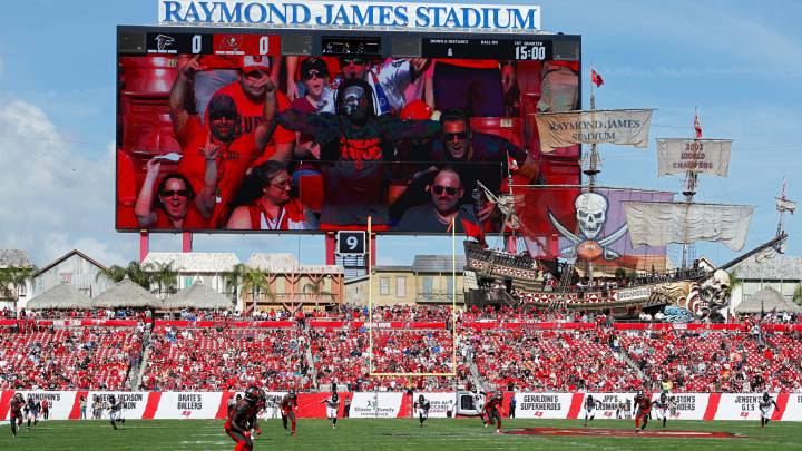 Raymond James Stadium en partido de los Buccaneers