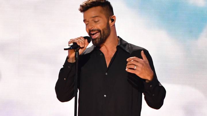 Ricky Martin inicia campaña para combatir el coronavirus