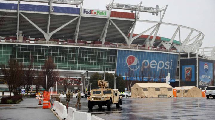 Exterior del FedEx Field durante pandemia por Covid-19
