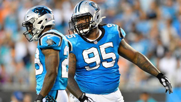 Dontari Poe con los Panthers