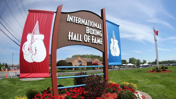 Exterior del Salón de la Fama del Boxeo