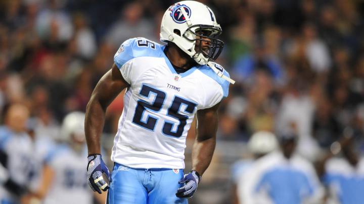 Myron Rolle con los Titans