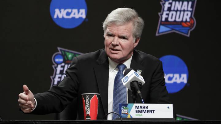 Mark Emmert, presidente de la NCAA