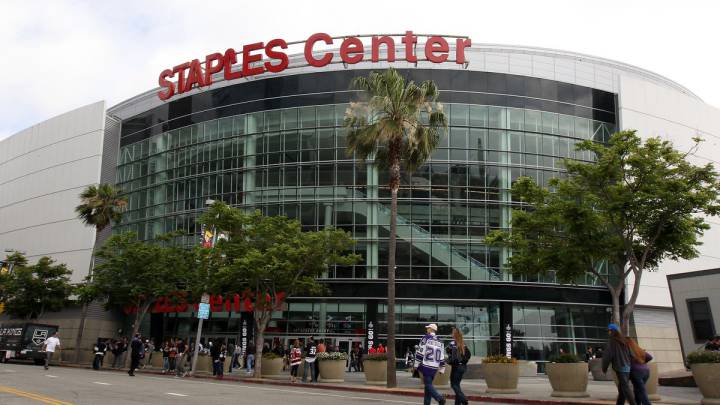 Exterior del Staples Center de la NBA
