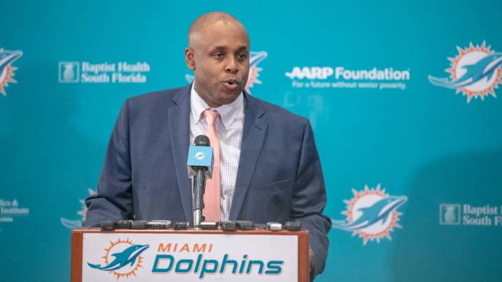 Chris Grier con los Dolphins