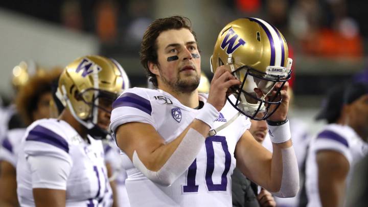 Jacob Eason con Washington