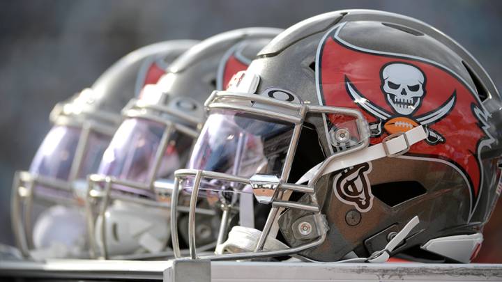 Cascos de los Buccaneers