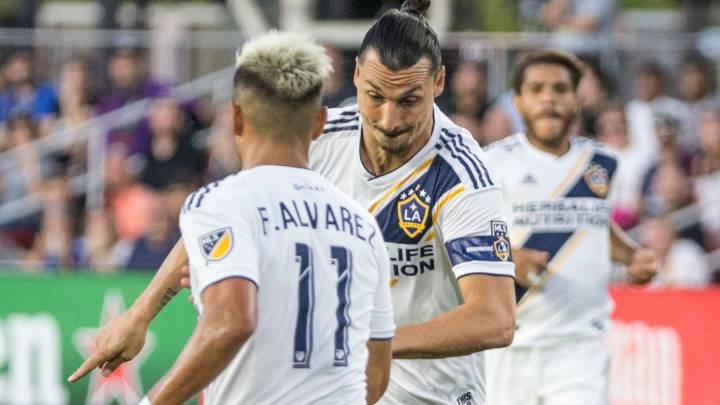 Zlatan pasó de insultar a sus compañeros a hacerles un asado