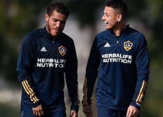 Chicharito, Dos Santos y Galaxy vuelven a los entrenamientos