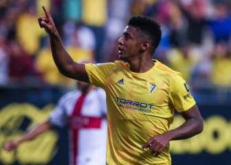 ‘Choco’ Lozano sueña con ascender con Cádiz