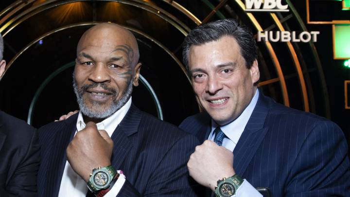 Mike Tyson y Mauricio Sulaimán