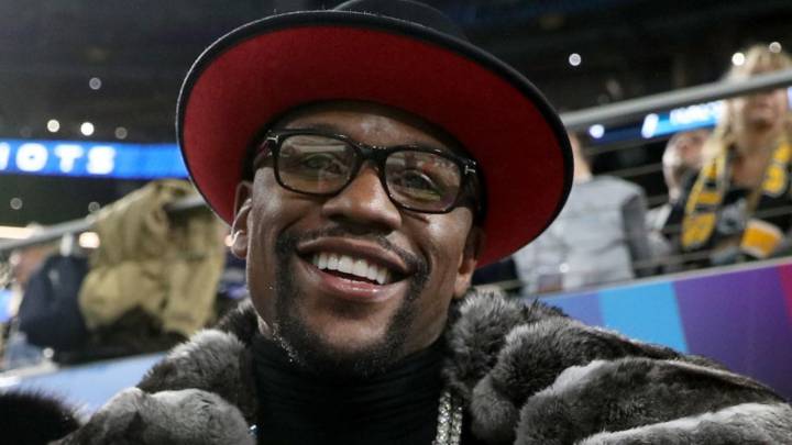 ¡Mayweather en un club nocturno abarrotado en plena pandemia!