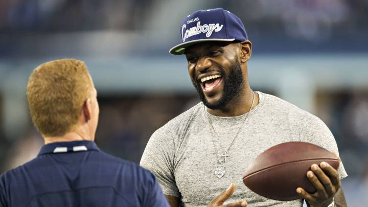 LeBron James en partido de la NFL