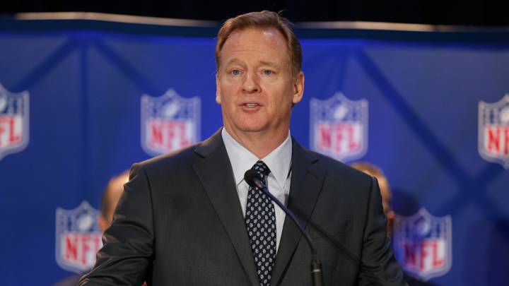 Roger Goodell en conferencia de prensa