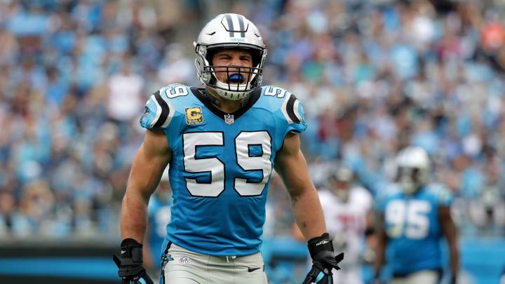 Luke Kuechly con los Panthers