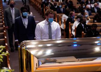 Texans presentan respetos en funeral de George Floyd