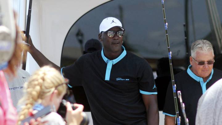 ¡Increíble! Michael Jordan pescó marlín de 200 kilos