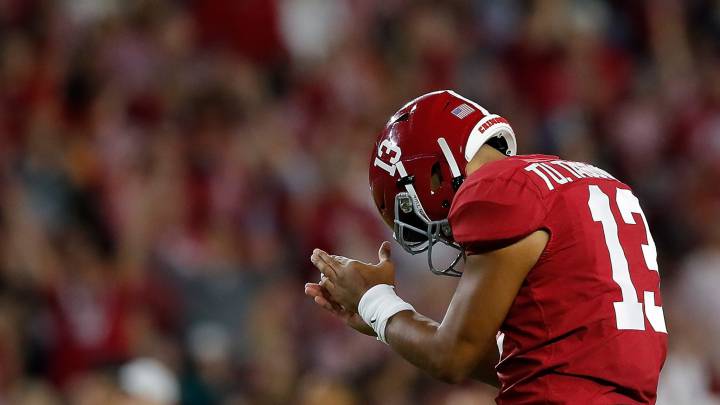 Tua Tagovailoa con Alabama