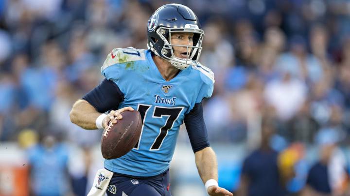 Ryan Tannehill con los Titans